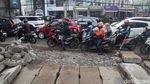 Proyek Trotoar Bikin Lalin Jalan Fatmawati Kusut