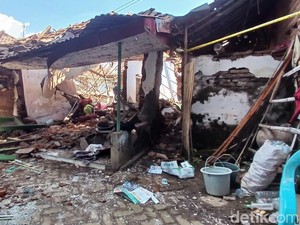 Bondet Meledak di Pasrepan Pasuruan Hancurkan Satu Rumah