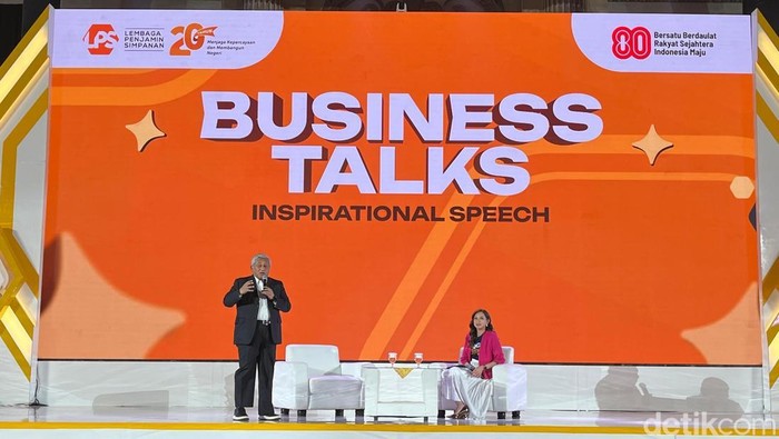 Tokoh pendidikan nasional Mohammad Nuh saat menjadi narasumber di LPS Financial Festival Medan. (Foto: Finta Rahyuni/detikSumut)