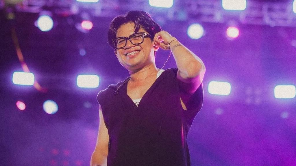 Akun IG Julian Kaisar Vokalis Juicy Luicy Tidak Dapat Ditemukan