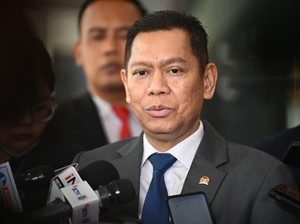 Adies Kadir Jadi Hakim MK, Golkar Ungkap Penggantinya di DPR
