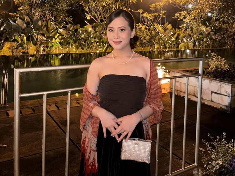 Adhisty Zara Luapkan Perasaan Kini Jadi Ibu