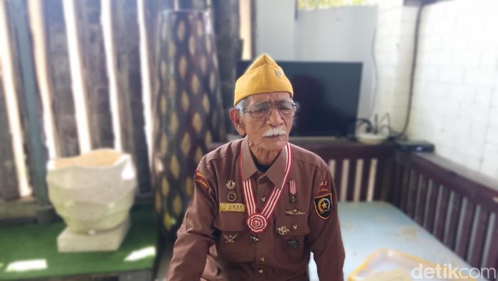 Amad, saksi hidup perobekan bendera Belanda di Hotel Yamato
