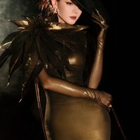 Penampilan Dilraba Dilmurat selalu ditunggu para penggemar, terutama di acara-acara karpet merah. Gayanya baru-baru ini dalam ajang W Fashion Gala China pun tidak mengecewakan. Foto: Weibo DRB Studio