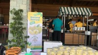 DuriAnd Bintaro punya durian Montong Sulawesi hingga Bali. Harganya kisaran Rp 69.000 per kilogramnya. Selain itu, di sini juga ada durian kupas. Foto: Instagram/@duriand.bintaro