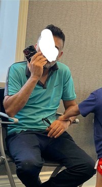 Foto Kelakuan Egois