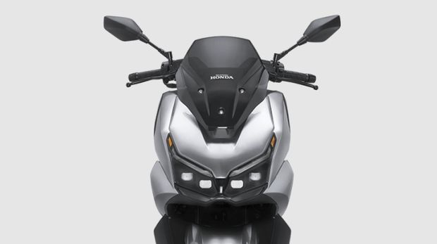 Honda NWT150.