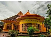 8 Cagar Budaya di Sumbawa: Istana, Rumah Adat, hingga Makam Kuno