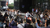 Sebanyak 22 kendaraan telah disita KPK terkait operasi tangkap tangan (OTT) Wakil Menteri Ketenagakerjaan (Wamenaker) Immanuel Ebenezer atau Noel. Barang bukti itu terdiri dari 15 mobil dan tujuh motor.