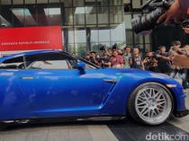 Nissan GT-R di OTT Wamenaker Noel Ebenezer Pakai Pelat Mati-Tak Terdaftar