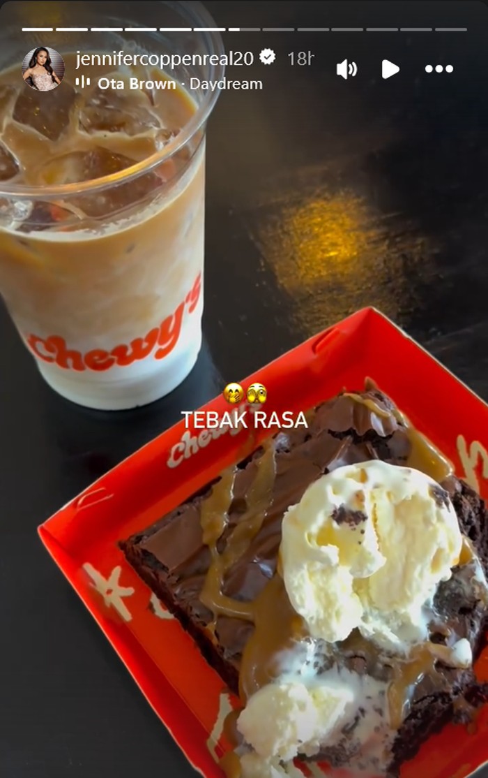 Jennifer Coppen Jennifer Coppen bakal buka kafe dessert di Bali