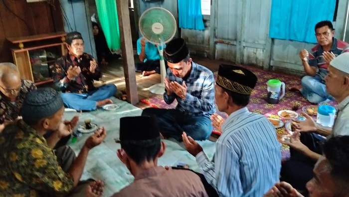Kades di Ogan Ilir yang digerebek warga dengan anak di bawah umur, akhirnya menikahi korban