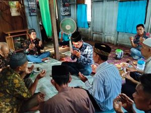 Kades di Sumsel Nikahi Remaja 17 Tahun Usai Digerebek Massa saat Berduaan