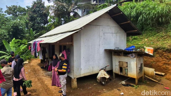 Kediaman Bocah Raya di Sukabumi