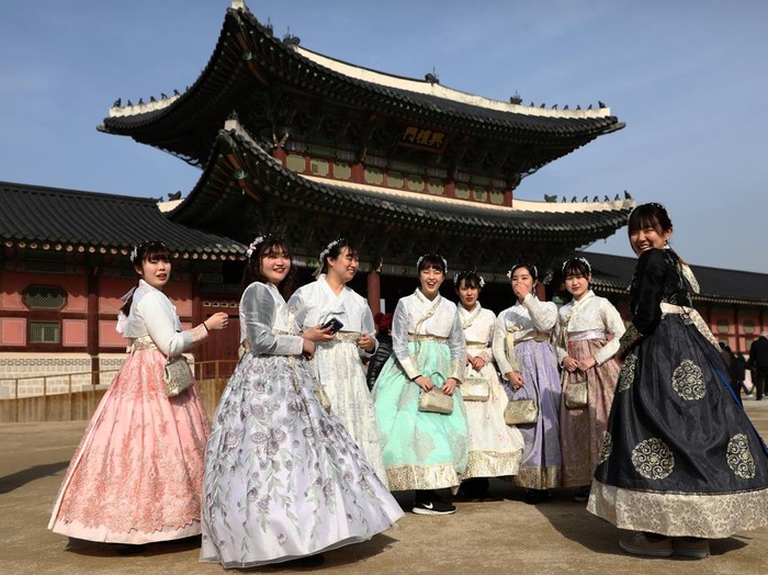 Kemendikdasmen Buka Pendaftaran Pertukaran Guru ke Korea Selatan, Cek Syaratnya!