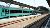 Saat ini, rangkaian sudah memasuki tahap pengujian. Uji statis dilaksanakan pada 14-15 Agustus 2025 di Balai Yasa Surabaya Gubeng, lalu dilanjutkan uji dinamis pada 15 Agustus 2025 dengan rute Surabaya Gubeng-Lamongan (pulang-pergi).