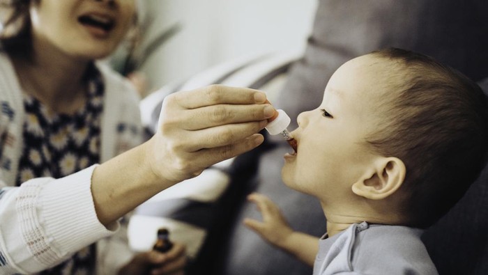 ] Ketahui Jadwal dan Dosis Pemberian Obat Cacing untuk Cegah Cacingan pada Anak