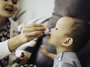 Viral Tren Berburu Obat Cacing, Dokter Ingatkan Jangan Asal Konsumsi