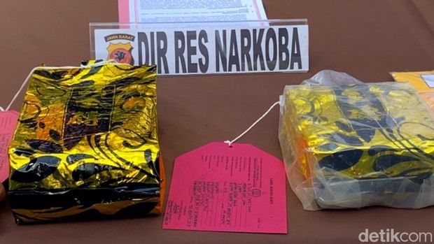 Konferensi pers Polda Jabar penangkapan kartel narkoba Golden Triangle