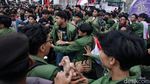 Penampakan Mahasiswa Demo di Depan DPR, Sempat Ricuh