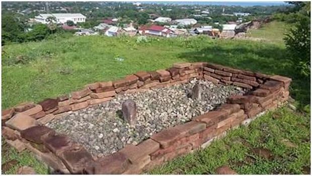 Makam Gunung Setia di Sumbawa. (dok. kebudayaan.sumbawakab.go.id)