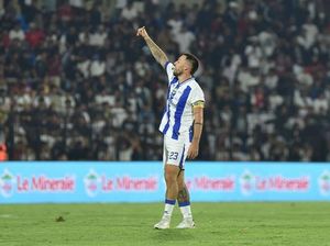Dipanggil Lagi ke Timnas, Marc Klok: Selalu Bangga Bermain untuk Negara