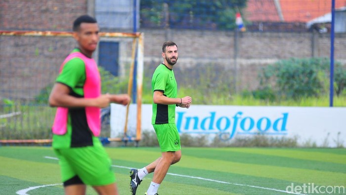 Pemain asing anyar PSIS asal Montenegro, Marko Ivanovic.