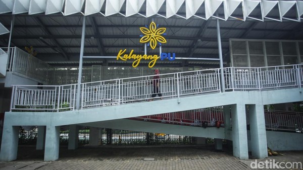 Menengok Kalayang PUPR, Kantin Melayang di Atas Trotoar