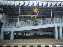 Menengok Kalayang PUPR, Kantin Melayang di Atas Trotoar
