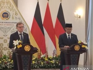 Video Menlu Sugiono Ajak Jerman Perbanyak Investasi Lewat Danantara