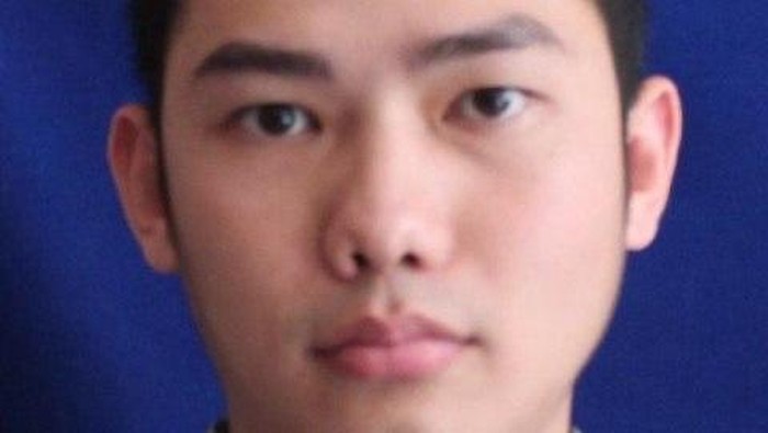 Mohamad Ilham Pradipta, Kepala Kantor Cabang Pembantu (KCP) sebuah bank di Jakarta dibunuh dan jasadnya dibuang di Bekasi.