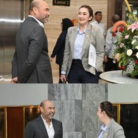 Artis sekaligus anggota DPR Nafa Urbach kerap terlihat membagikan kegiatannya ke akun Instagram. Penampilannya saat bekerja sebagai anggota DPR pun selalu terlihat rapi dan formal. Foto: Instagram/@nafaurbach