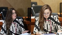 Nafa Urbach menjadi sorotan usai memberikan tanggapannya soal tunjangan perumahan yang diterima anggota DPR, mencapai Rp 50 juta per bulan di video saat live di media sosial menjawab pertanyaan netizen. Foto: Instagram/@nafaurbach