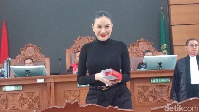 Nikita Mirzani