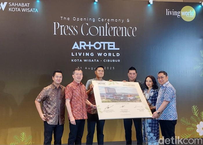 Pembukaan ARTOTEL Living World Kota Wisata Cibubur