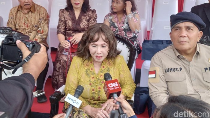 Peresmian Patung M. Jasin saat Hari Juang Polri 2025 di Surabaya.