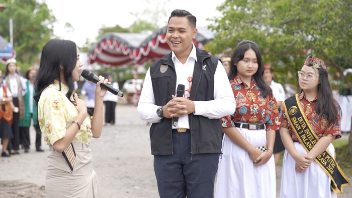Plt. Kadisdik Kalteng Muhammad Reza Prabowo.