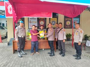 Gerakan Pangan Murah di Pekanbaru, 2 Ton Beras Ludes Diborong Warga