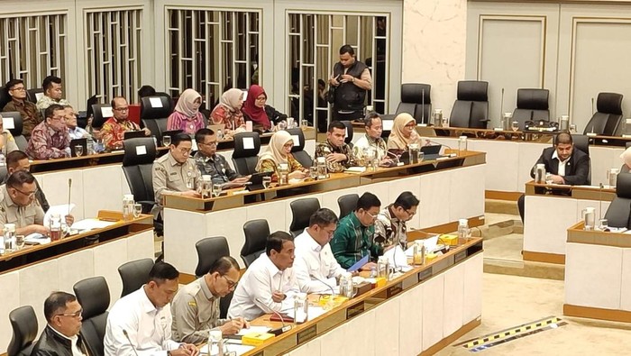 Raker Mentan
