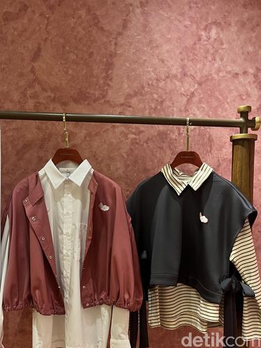 Launching koleksi kolaborasi RiaMiranda x Love Fine Sky di RiaMiranda Store Plaza Indonesia (20/8/2025).