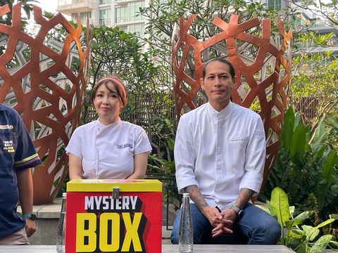Artis Rianty Cartwright ikut lomba masak dengan juri Chef Juna dan Marinka. Kompetisi ini mengusung tema Unbox Rasa, Unlock Suasana di Jakarta.