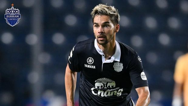 Sandy Walsh Sandy Walsh di laga Buriram United vs Selangor