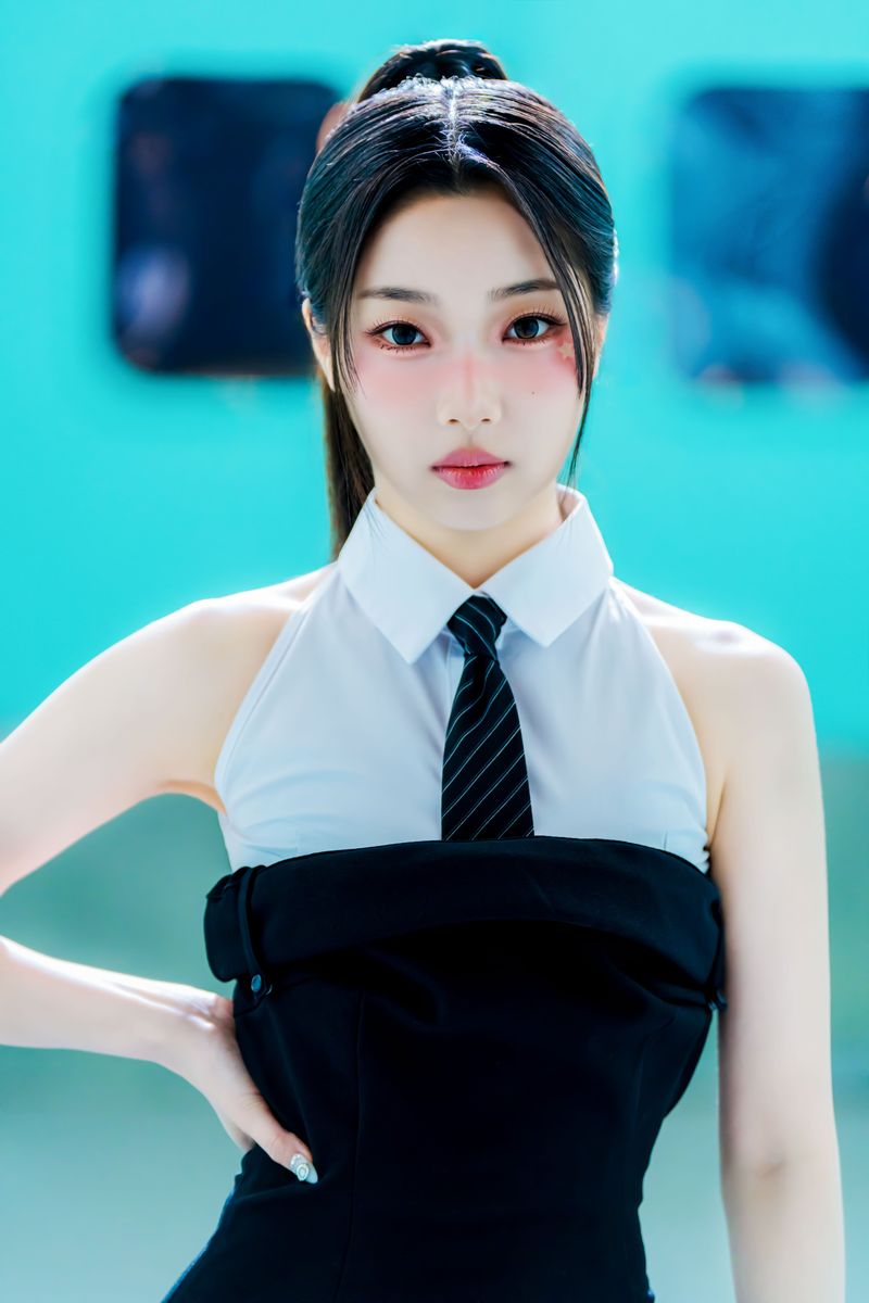 Navi member baru Secret Number.