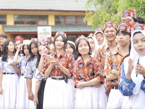 Reaksi Siswa SMAN 3 Palangka Raya Terima MBG: Bisa Kurangi Uang Jajan