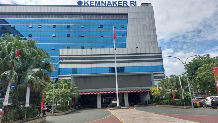 Situasi kantor Kemnaker pada Kamis (21/8/2025) siang (Rumondang/detikcom)