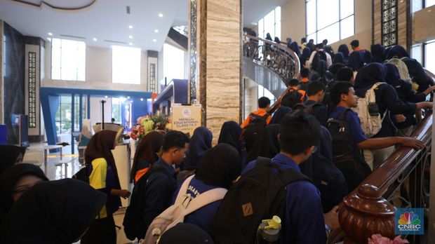Suasana hari kedua aktivitas LPS FInancial Festival 2025 di Regale International Convention Center, Medan, Sumatera Utara, Kamis (21/8/2025). (carpet-cleaning-kingston.co.uk/Tri Susilo)