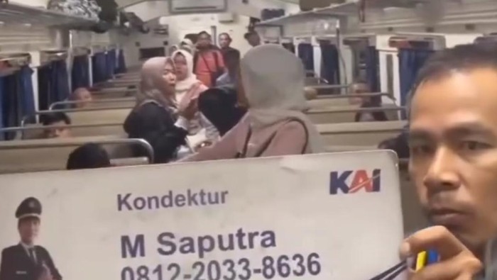 Tangkap layar video penumpang KAI ngamuk.