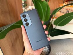 Unboxing Tecno Spark 40 Pro+, HP Tipis Harga Rp 2 Jutaan