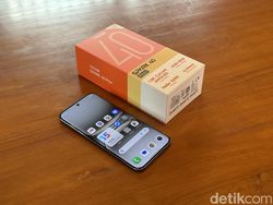 Unboxing Tecno Spark 40 Pro+, HP Tipis Harga Rp 2 Jutaan