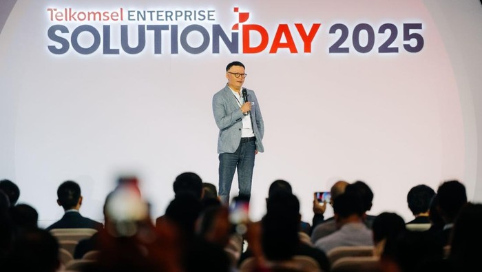 Direktur Utama Telkomsel Nugroho